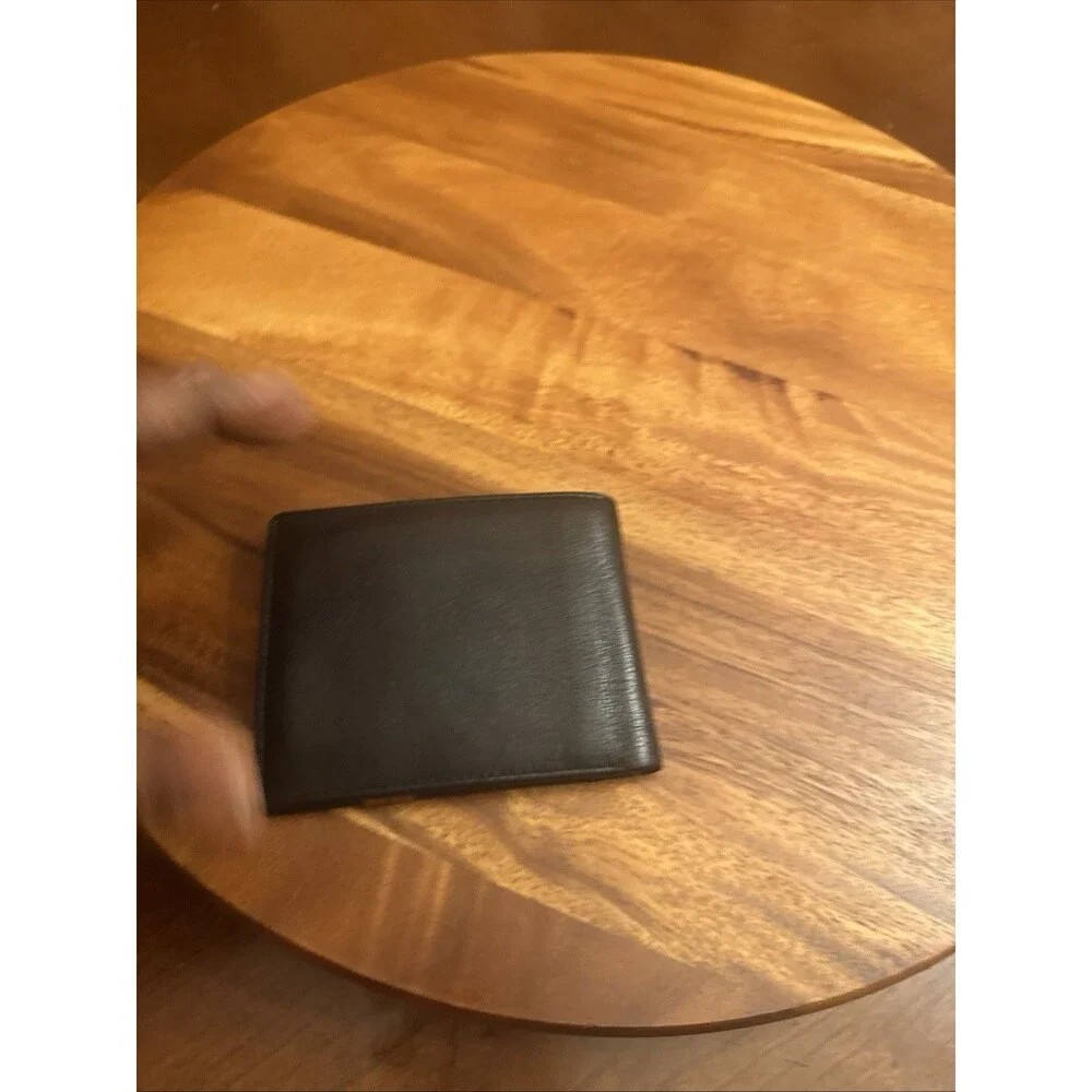 Trafalgar Genuine Leather Bi Fold Wallet ID Window Credit Card Case Holder Brown